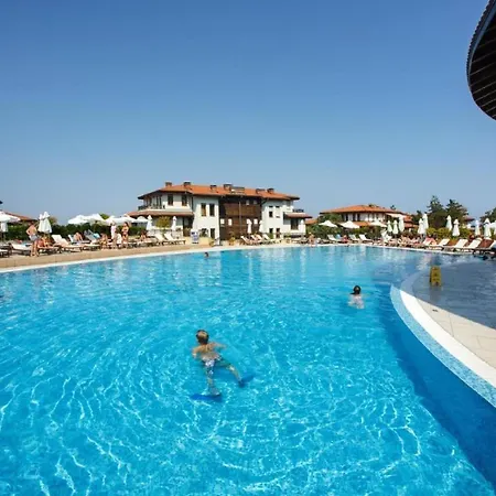 Eve Santa Marina Ii - Sea, Pools, Relax Apartment